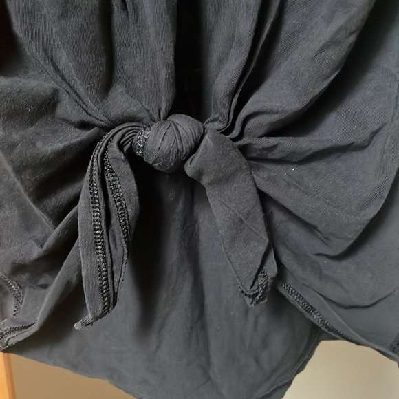 Lululemon Black Tank Top - Picture 3 of 6